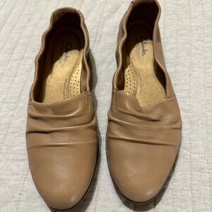 Clarks Tan Shoes Womens 9